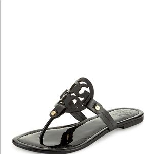 ‼️ISO tori burch miller sandals size 9-9.5 ISO‼️